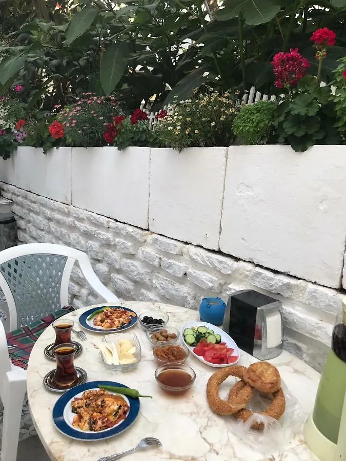Halikarnas Pansiyon Bodrum